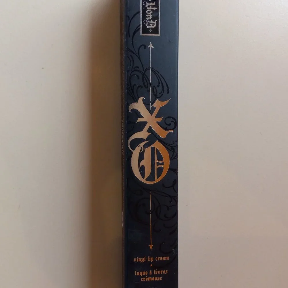 Kat von D, KVD  XO Vegan Beauty Vinyl Lip Cream Gloss ROSITA 70  2.7 mL